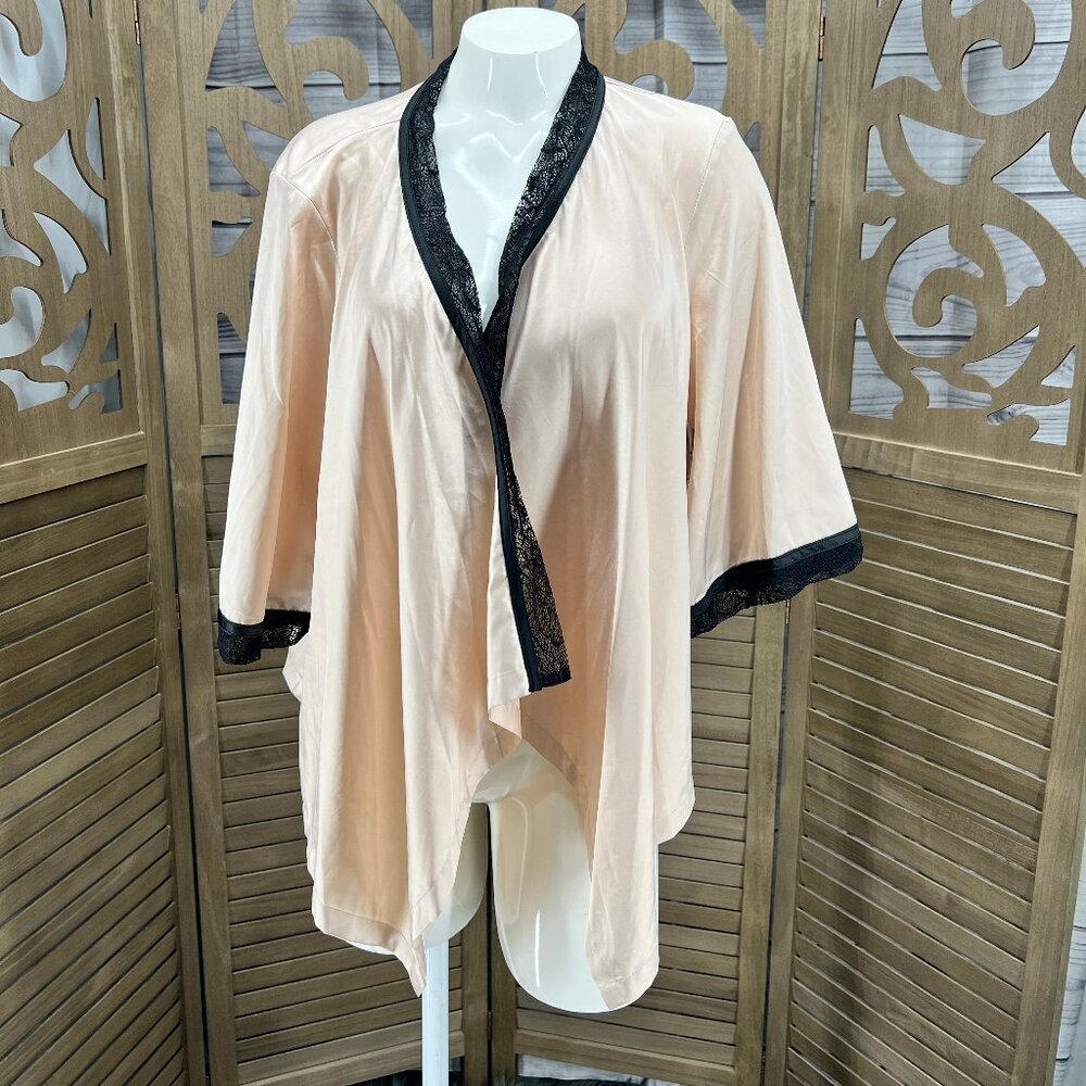 Cosmopolitan Robe